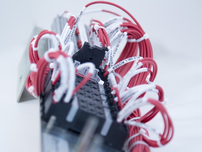 cablaggio elettrico con morsettiere e connettori modulari